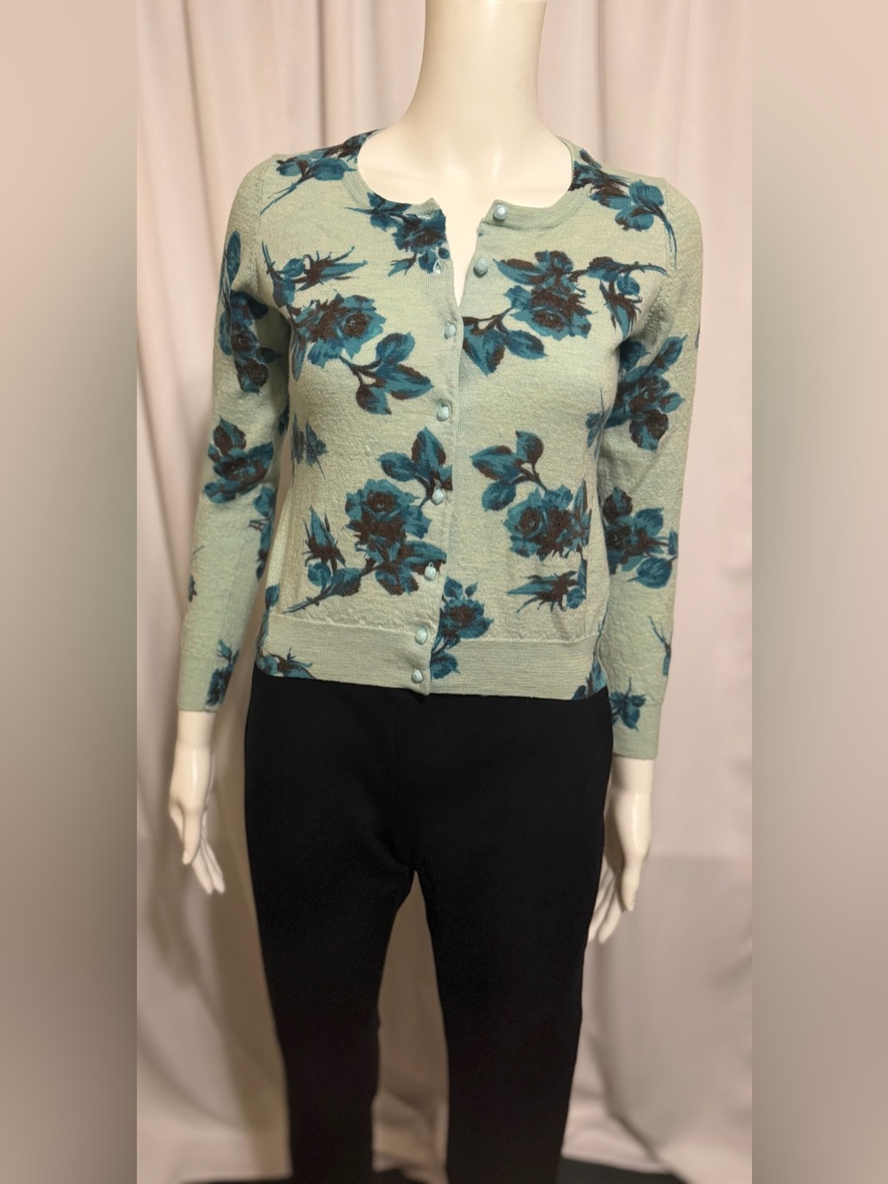 Talbots XS Blue Floral Merino Wool Cardigan Sweater Pure Italian Merino Mint